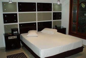 Love hotel Replay (adults Only) 2*