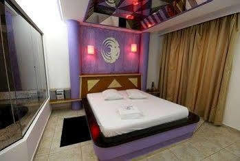 Love hotel Replay (adults Only) 2*